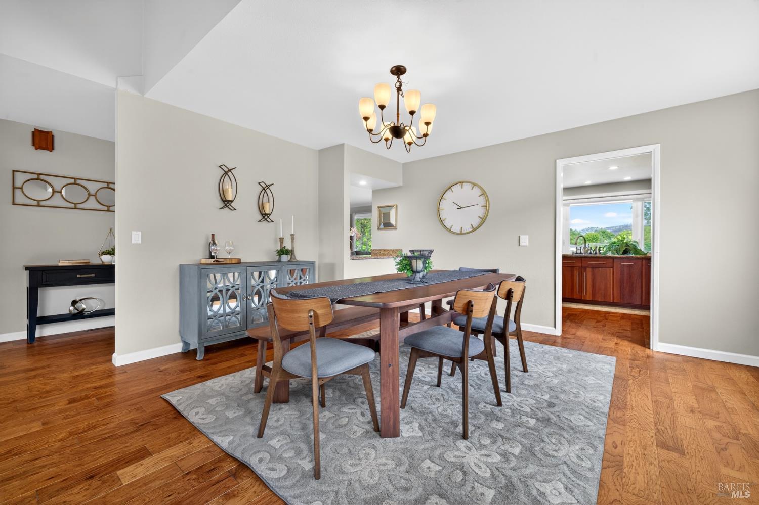 329 Oak Leaf Circle Santa Rosa, CA 95409 - Photo 11 of 32