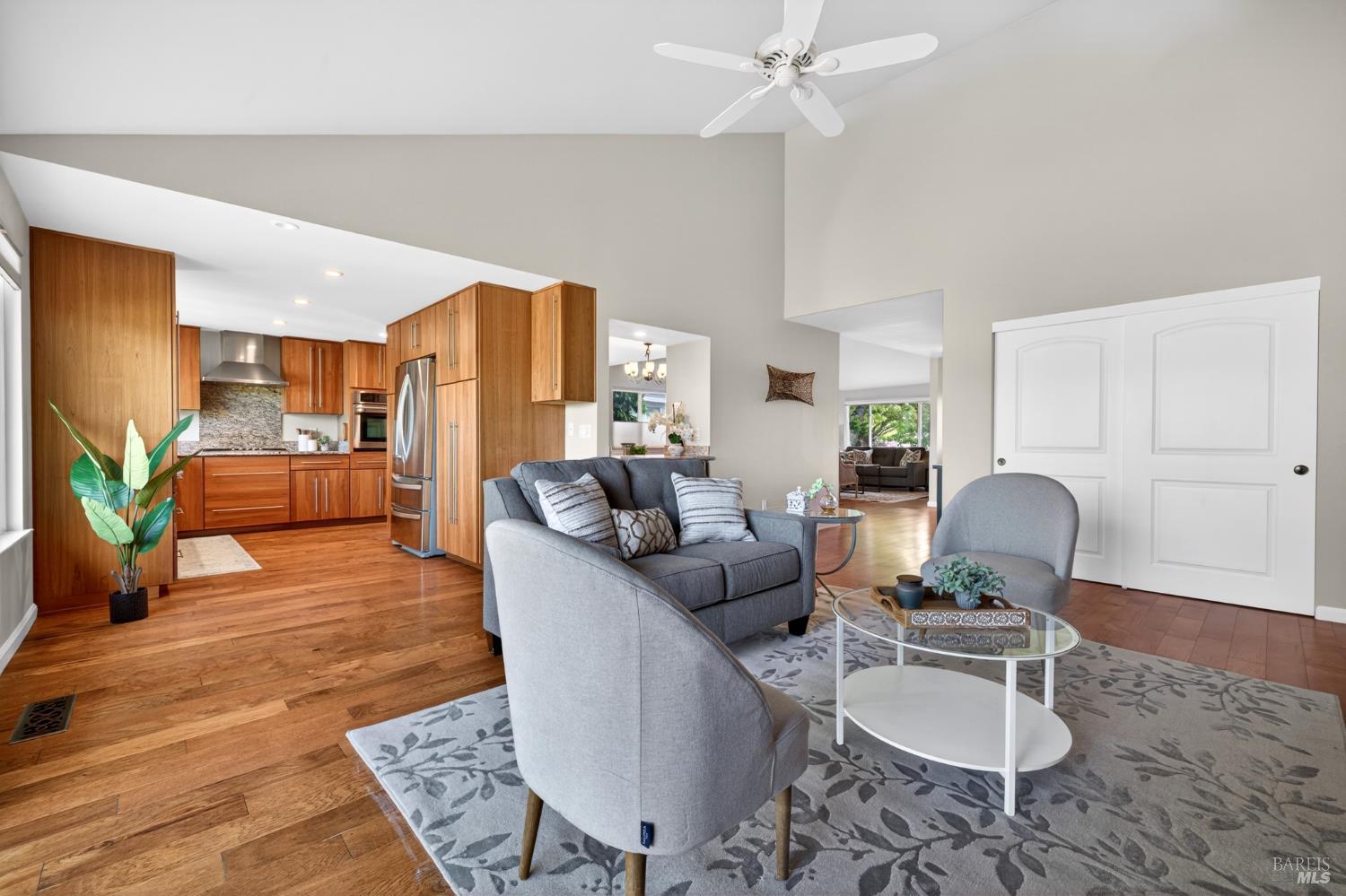329 Oak Leaf Circle Santa Rosa, CA 95409 - Photo 16 of 32