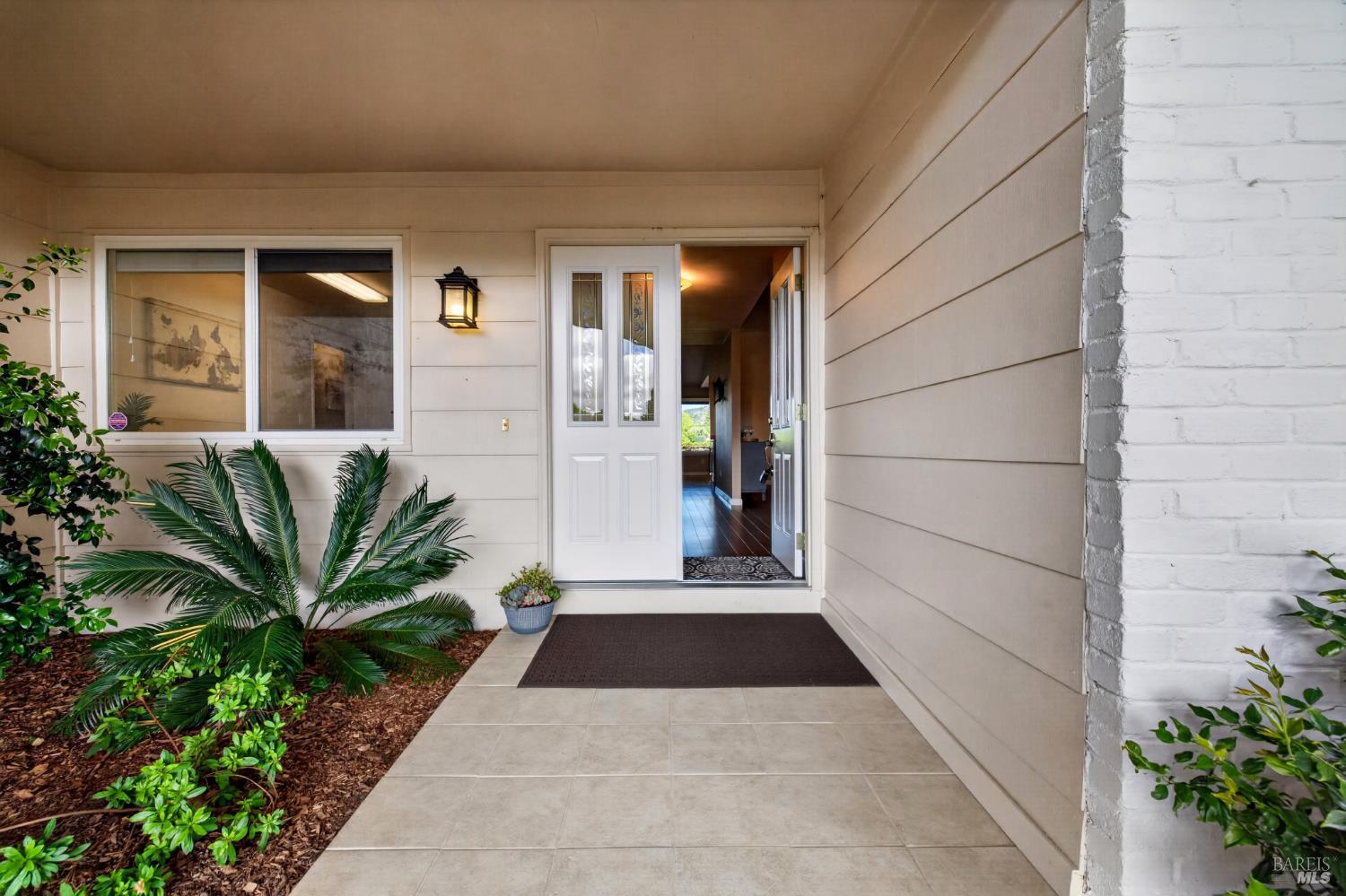 329 Oak Leaf Circle Santa Rosa, CA 95409 - Photo 3 of 32