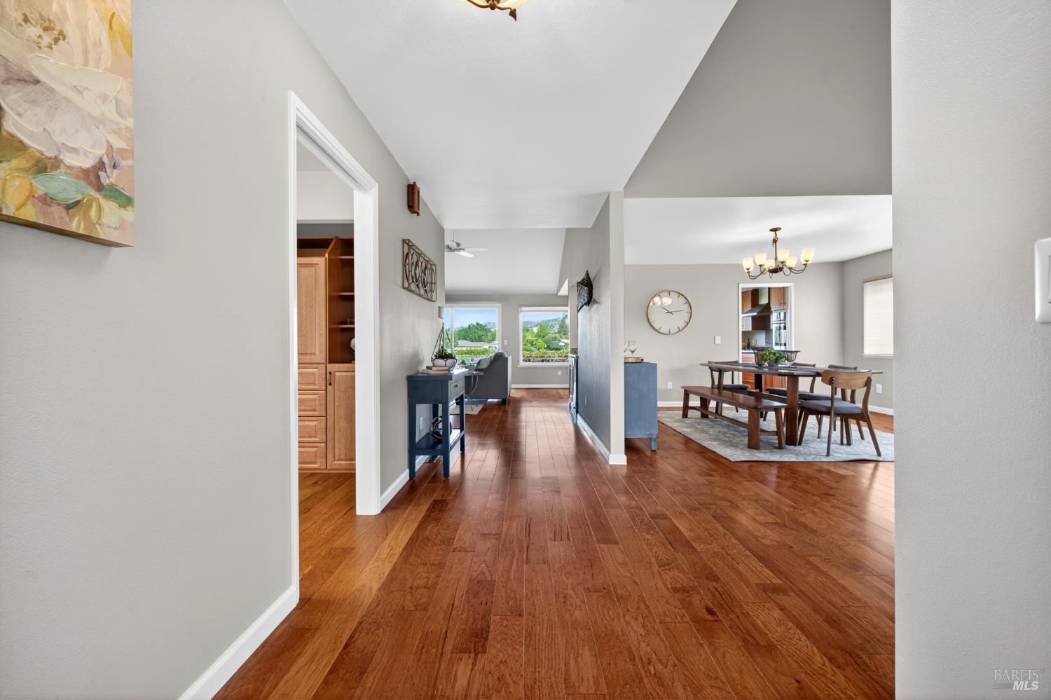 329 Oak Leaf Circle Santa Rosa, CA 95409 - Photo 5 of 32