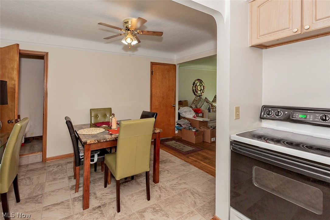 5006 North Barton Road Cleveland, OH 44124 - Photo 12 of 20 Gallery Image 12