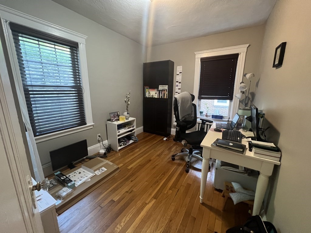 95 Westbourne Terrace, Unit 1 Brookline, MA 02446 - Photo 9 of 27