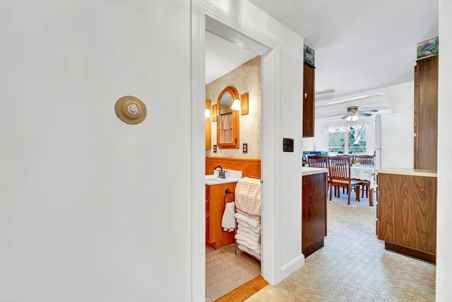 $895,000 | 375 Marrett Road, Lexington, MA 02421