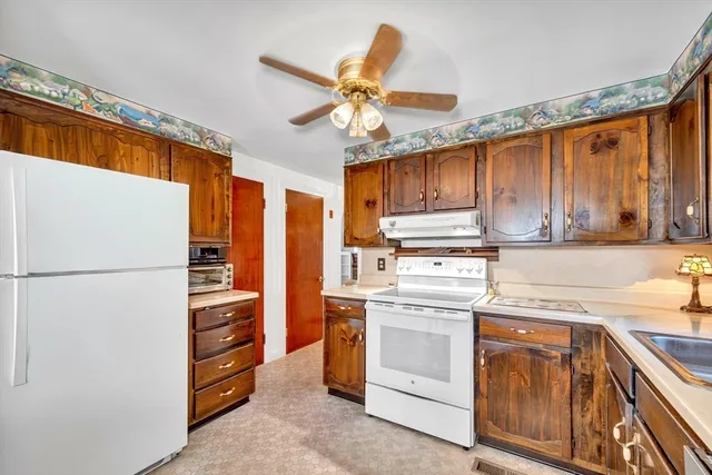 $895,000 | 375 Marrett Road, Lexington, MA 02421