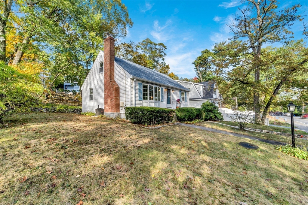 375 Marrett Road Lexington, MA 02421 - Photo 3 of 32 Gallery Image 3