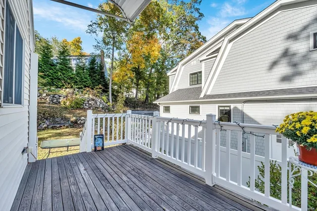 $895,000 | 375 Marrett Road, Lexington, MA 02421