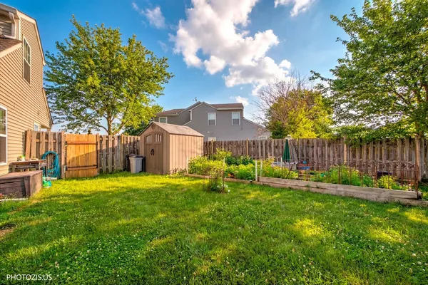 $349,000 | 580 South Annandale Drive, Lake In The Hills, IL 60156