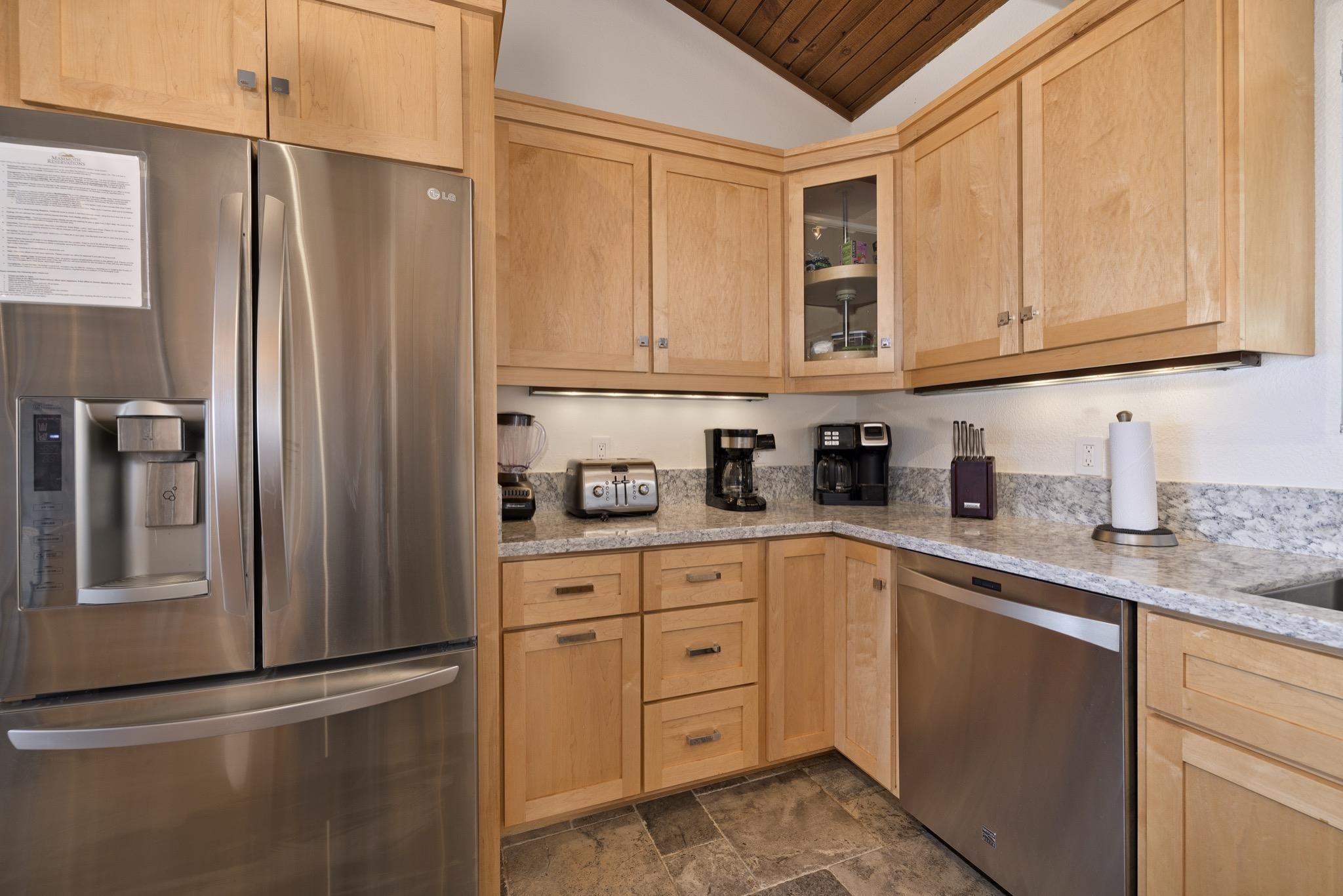 94 John Muir Road, Unit 117 Mammoth Lakes, CA 93546 - Photo 9 of 38