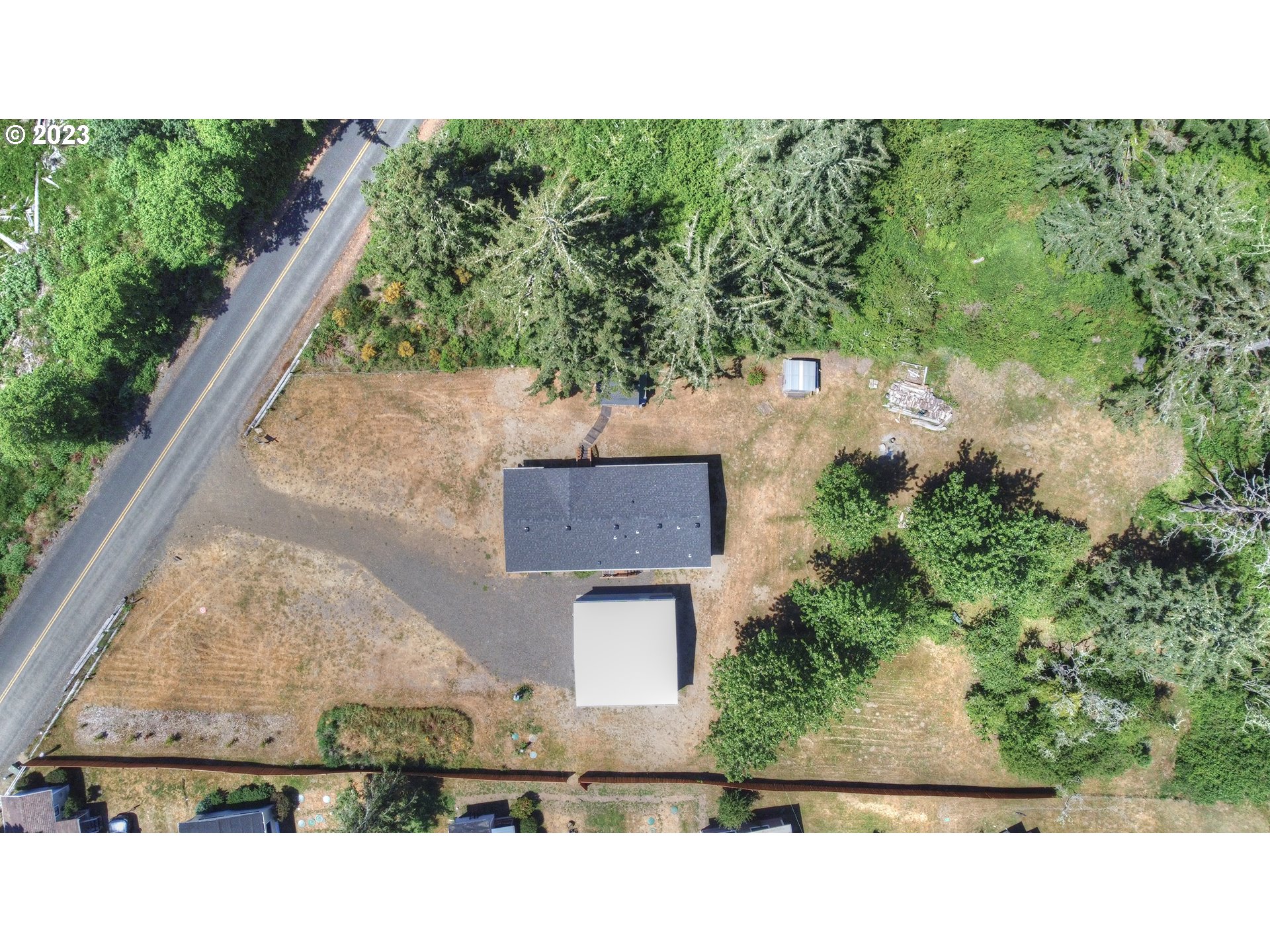 136 Stringtown Road Ilwaco, WA 98624 - Photo 47 of 47 a picture of a building