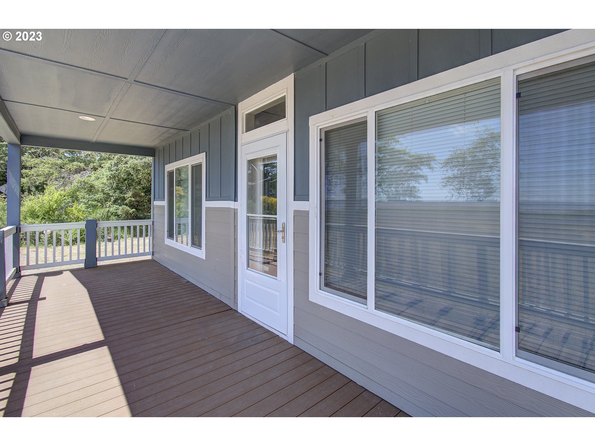 136 Stringtown Road Ilwaco, WA 98624 - Photo 5 of 47 a view interior of the house with wooden floor