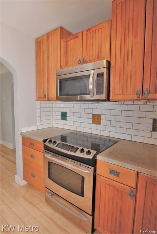 1418 East 10 Mile Road Ferndale, MI 48220 - Photo 5 of 21