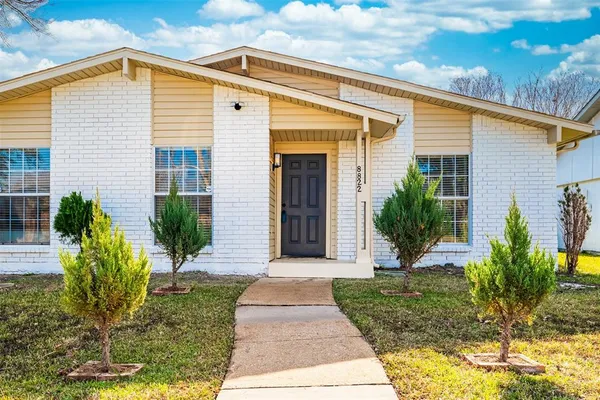 $2,500 | 8822 Miami Drive, Rowlett, TX 75088