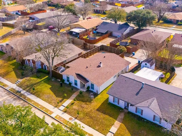 $2,500 | 8822 Miami Drive, Rowlett, TX 75088
