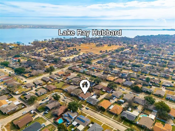 $2,500 | 8822 Miami Drive, Rowlett, TX 75088