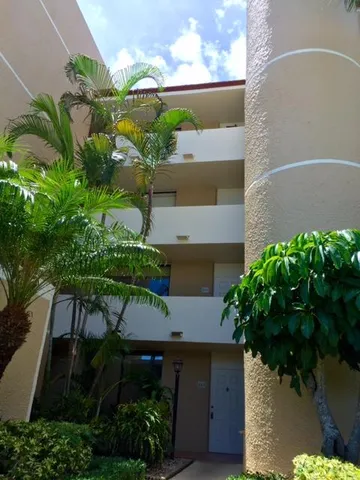 $2,500 | 3492 Northeast Causeway Boulevard, Unit 103, Jensen Beach, FL 34957