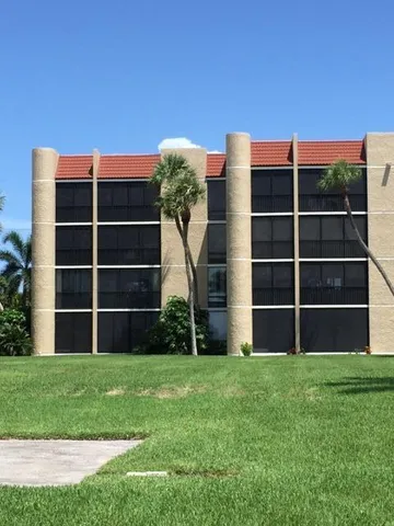 $2,500 | 3492 Northeast Causeway Boulevard, Unit 103, Jensen Beach, FL 34957