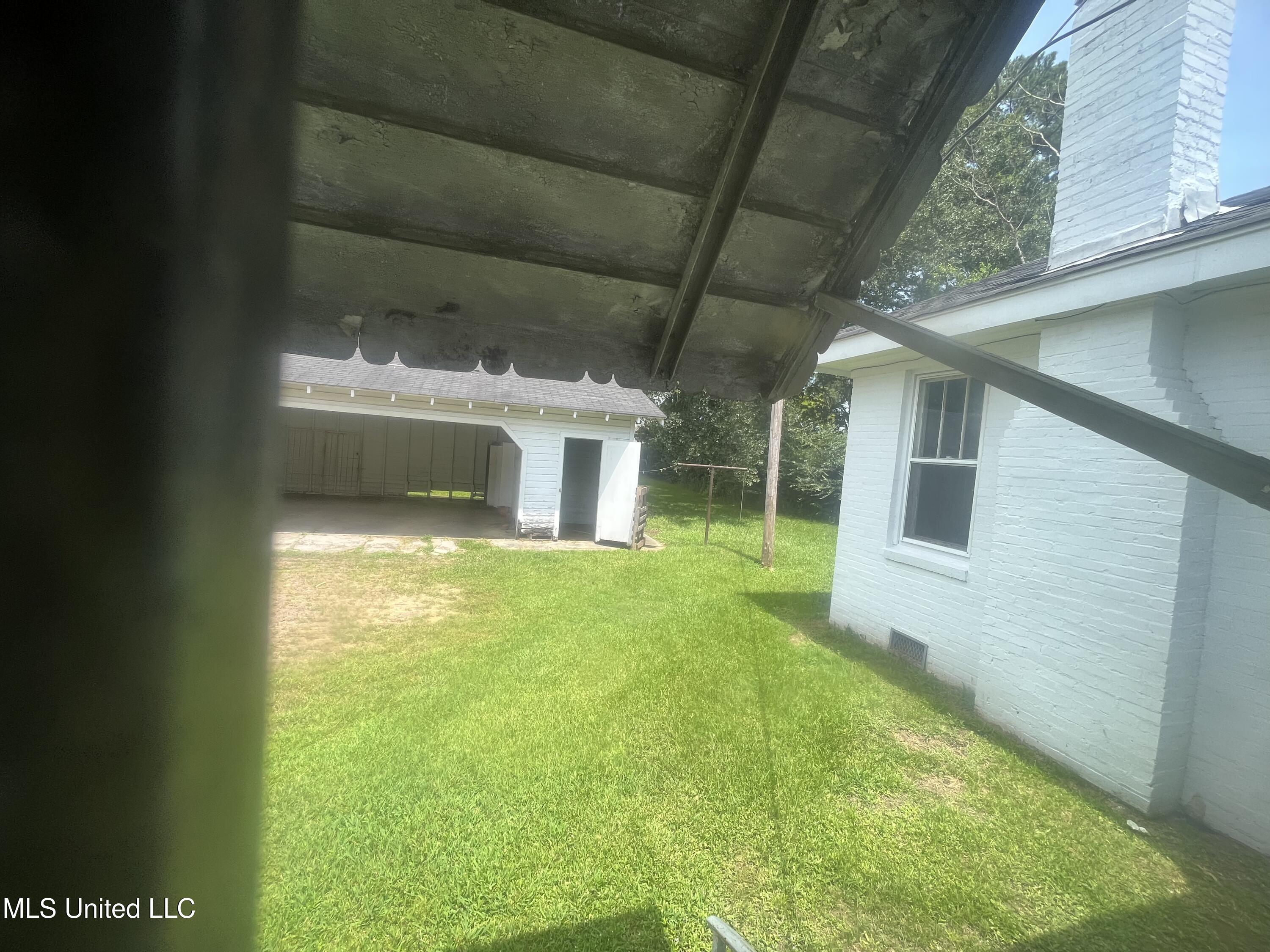 58 Snider Street Grenada, MS 38901 - Photo 15 of 17 A4D7C77F-0FCC-4244-B0B7-A1442844F91D