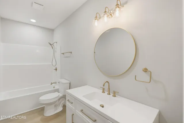 $699,000 | 135 Jade Lane, New Tazewell, TN 37825