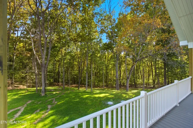 $699,000 | 135 Jade Lane, New Tazewell, TN 37825