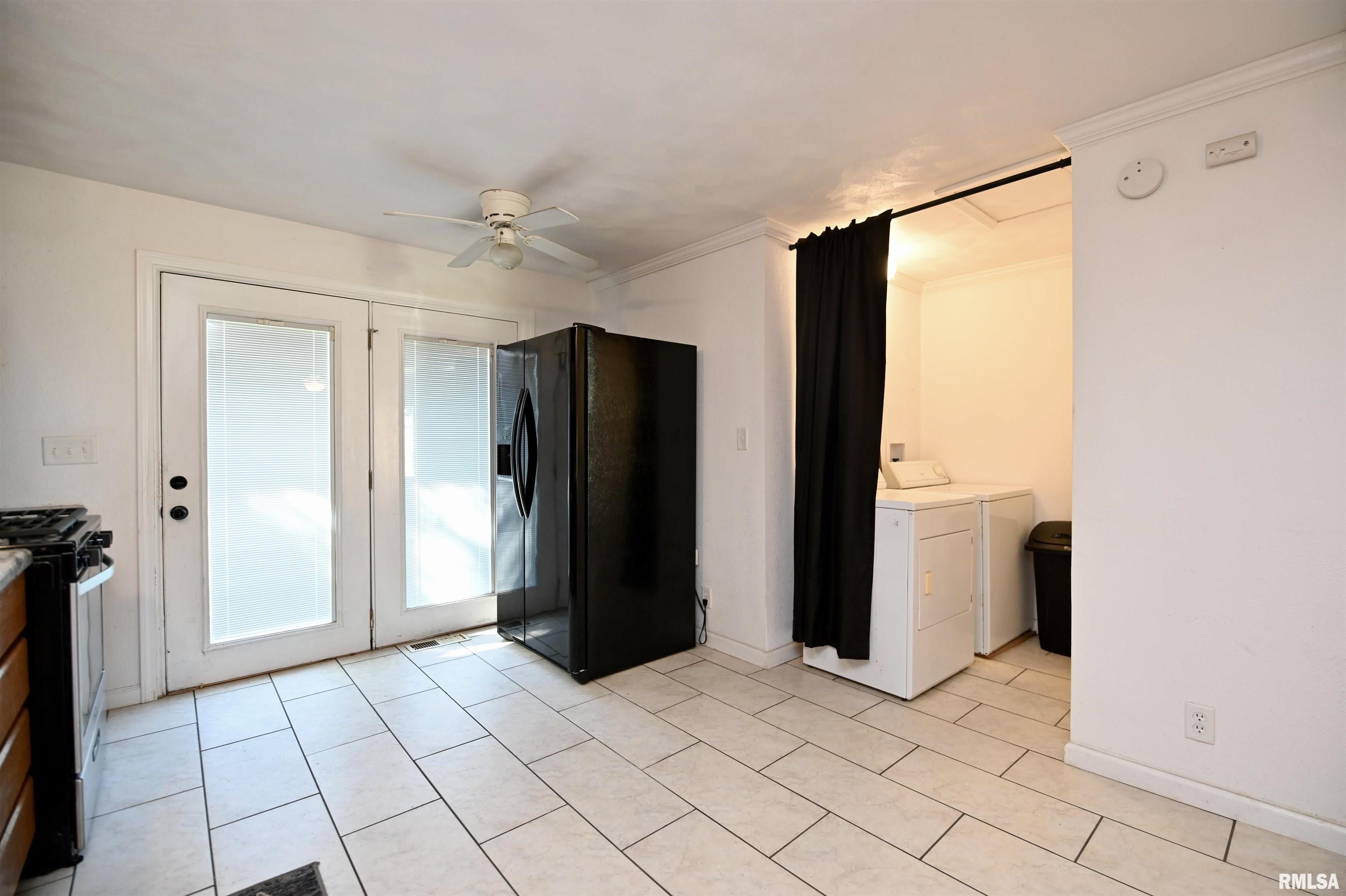 809 Meadow Lane Manito, IL 61546 - Photo 16 of 22 Gallery Image 16