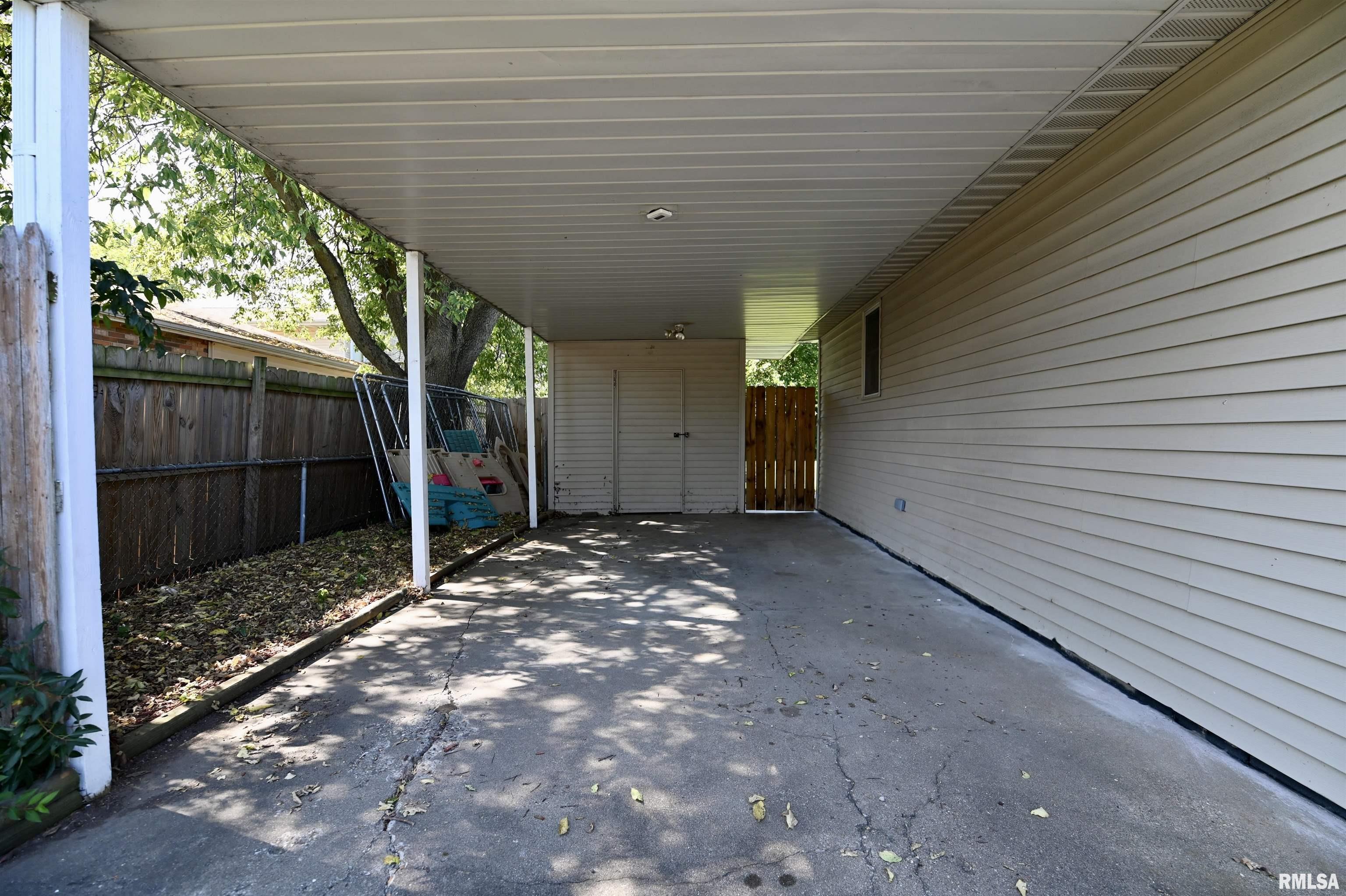 809 Meadow Lane Manito, IL 61546 - Photo 9 of 22 Gallery Image 9