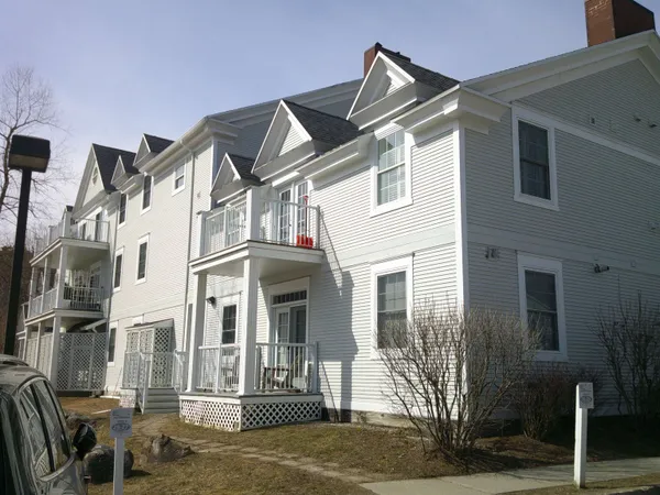 $499,000 | 44 Park Place, Unit 205, Stowe, VT 05672