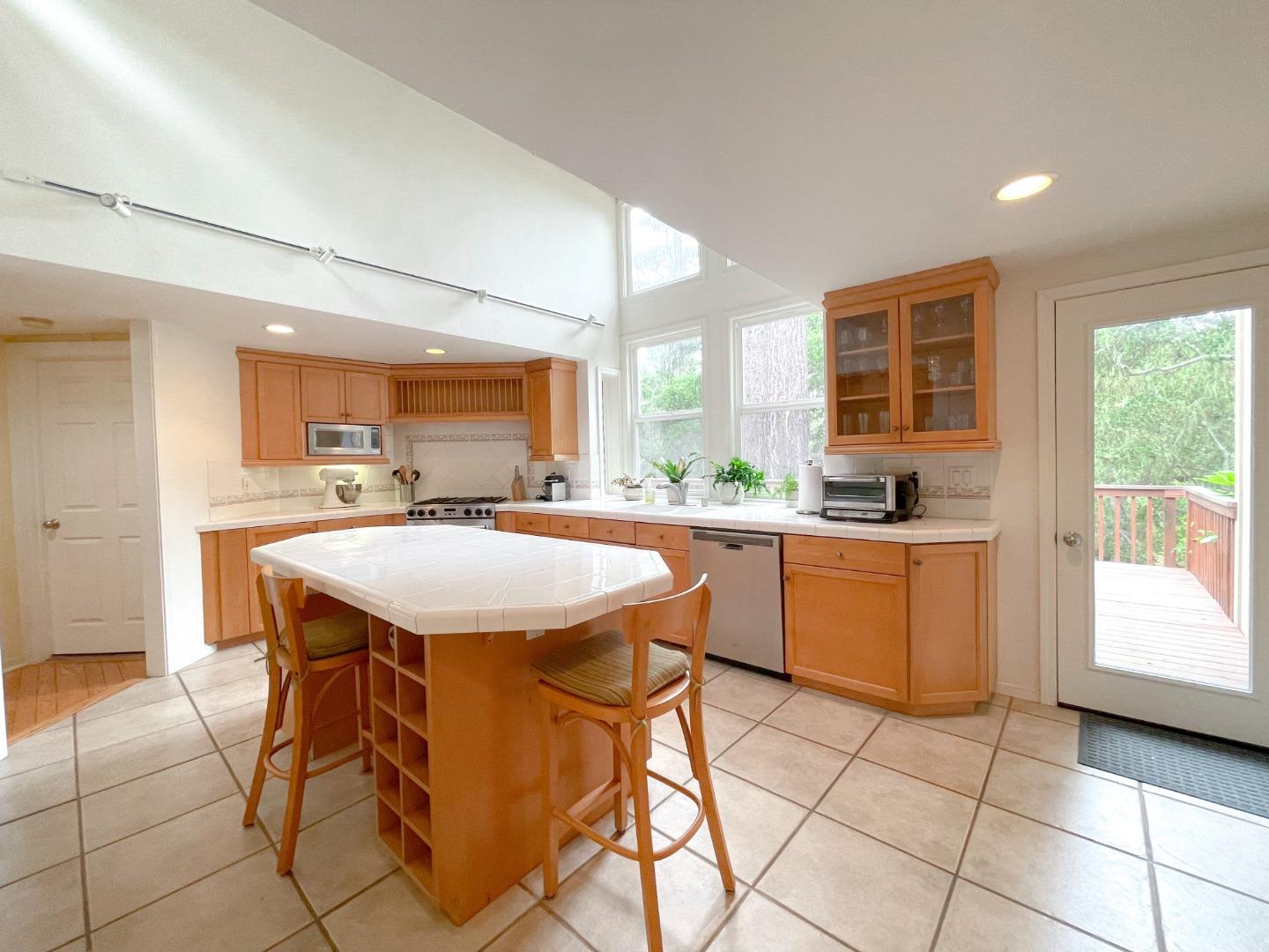 1118 Pelican Road Pebble Beach, CA 93953 - Photo 9 of 31 Gallery Image 9