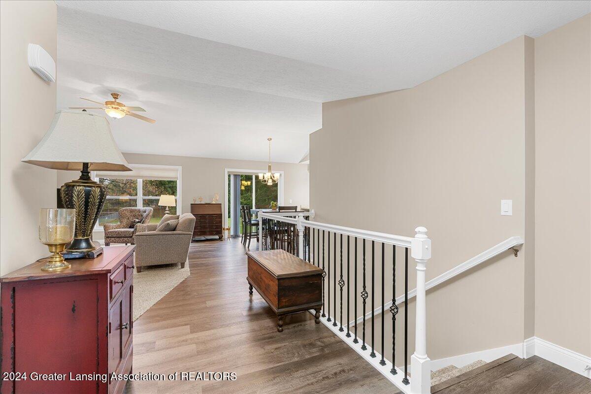 1286 West Webb Road Dewitt, MI 48820 - Photo 6 of 36 10-Media Jett - 14