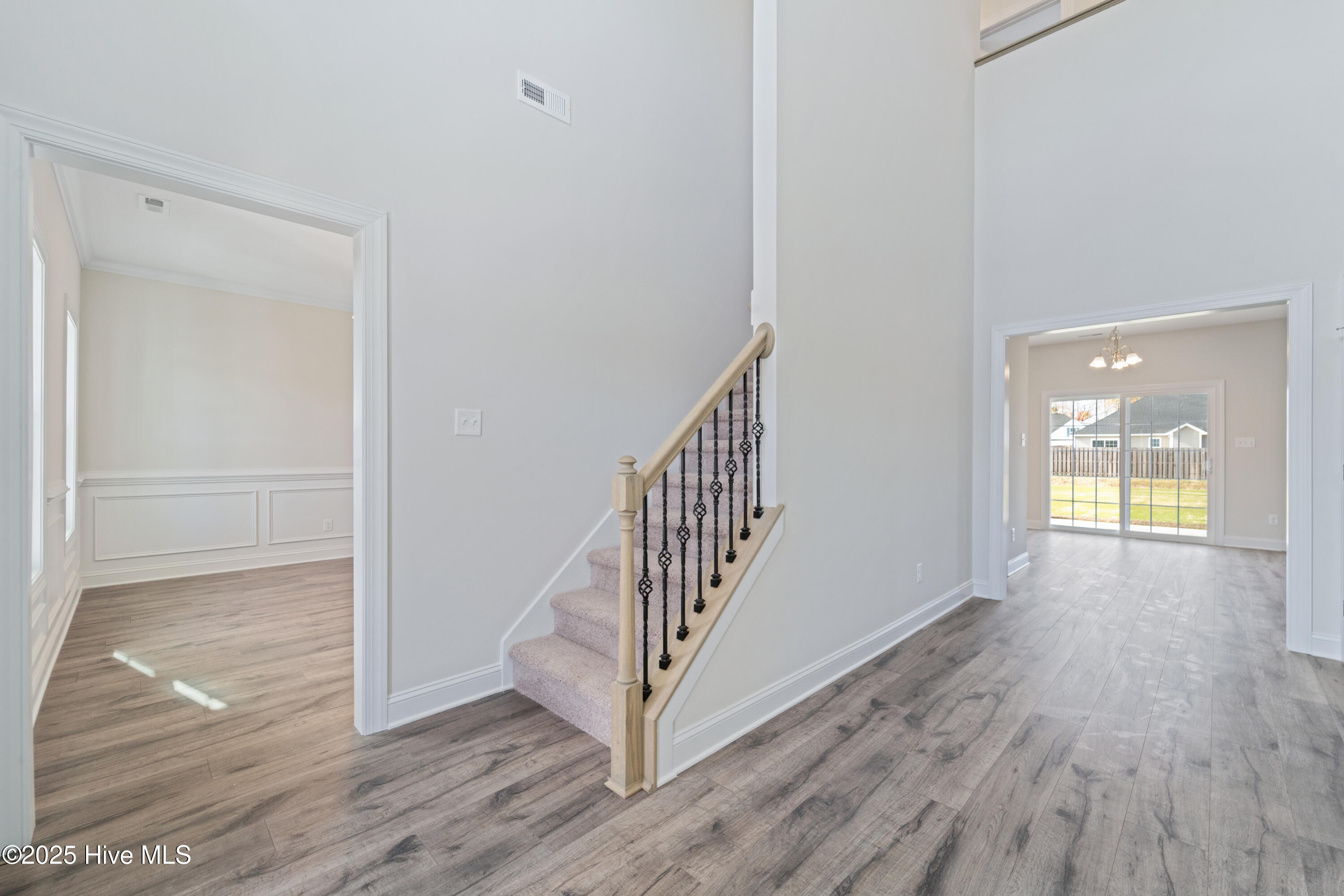 718 Regiment Road Jacksonville, NC 28546 - Photo 5 of 34 DSC07470