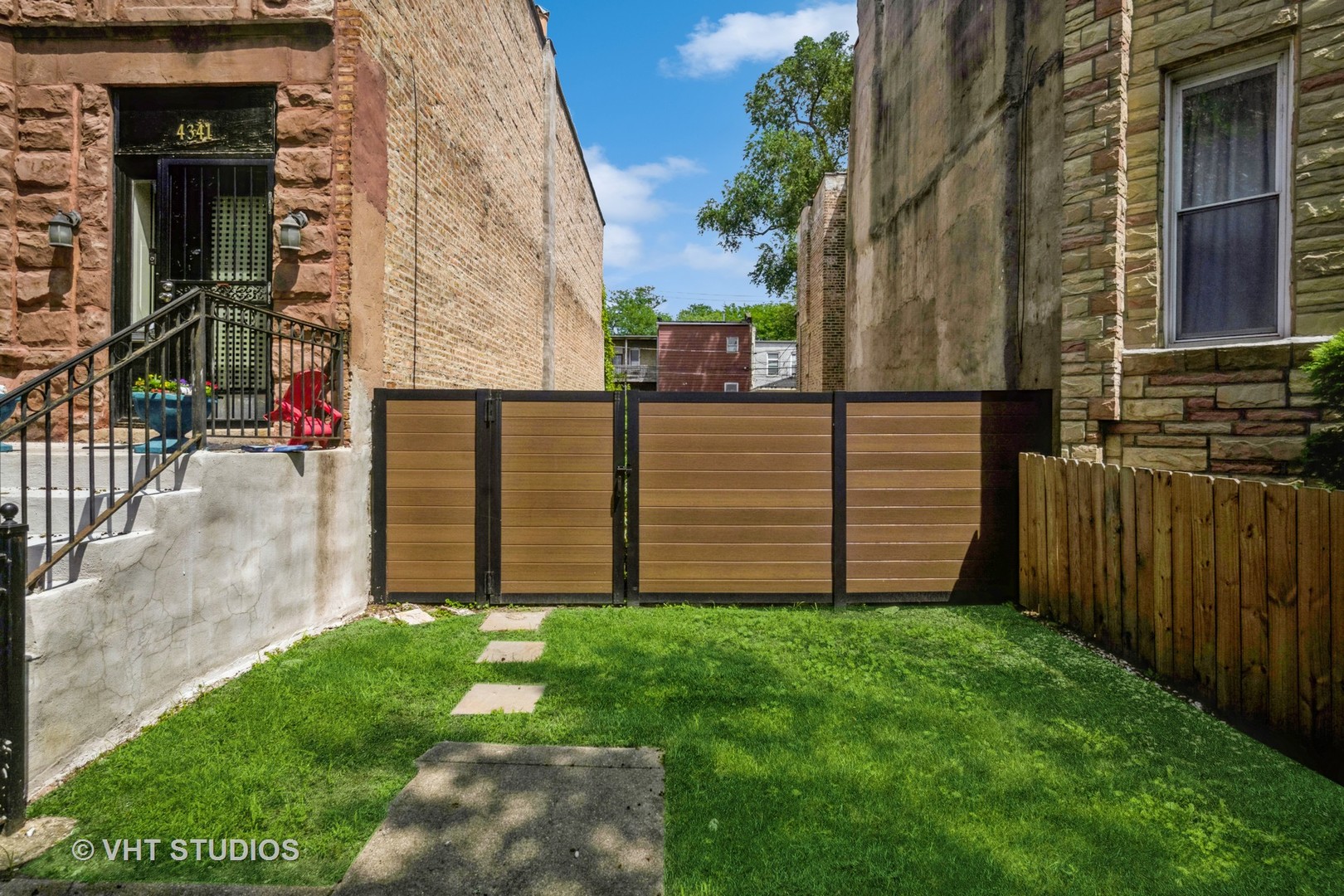 4343 South Forrestville Ave  