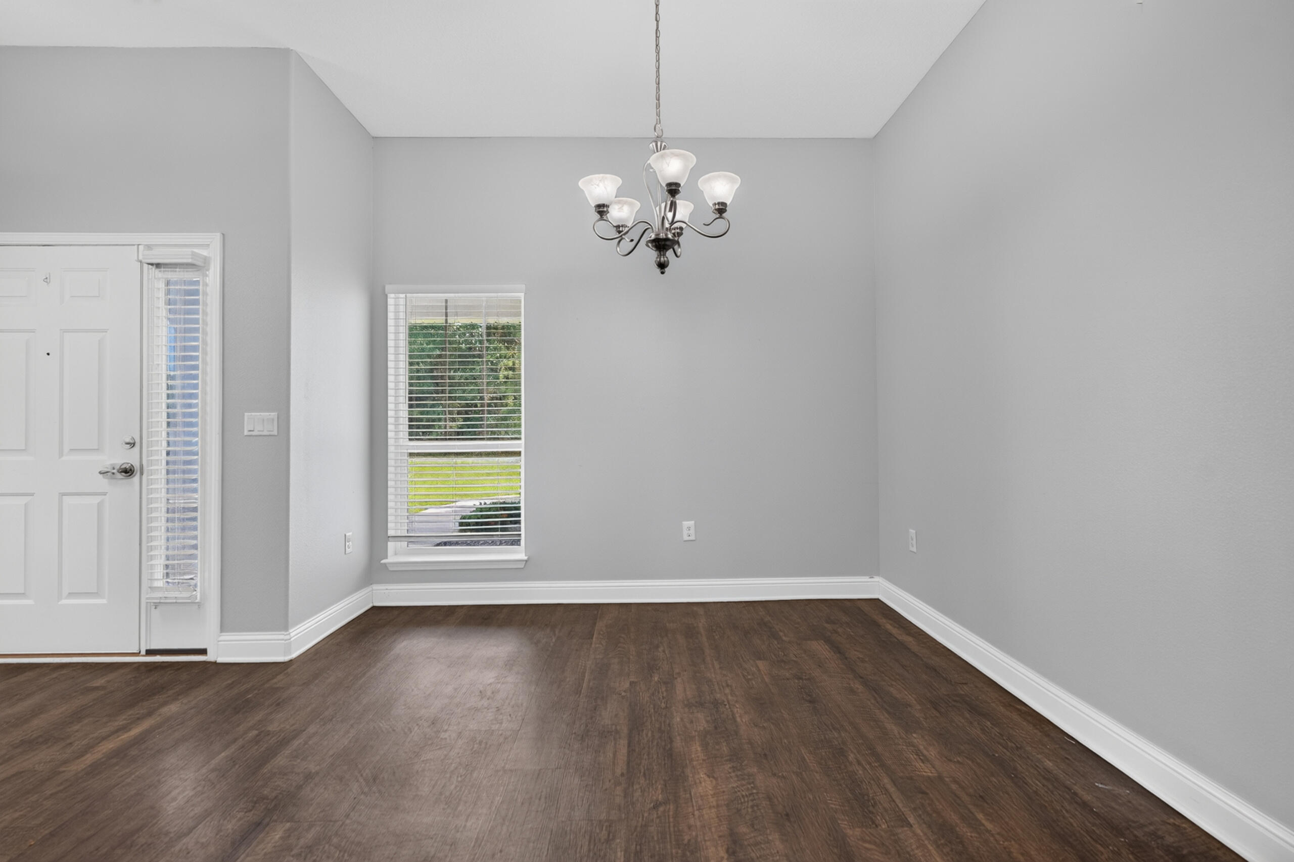 9150 Ridge Road Navarre, FL 32566 - Photo 11 of 66 Dining space