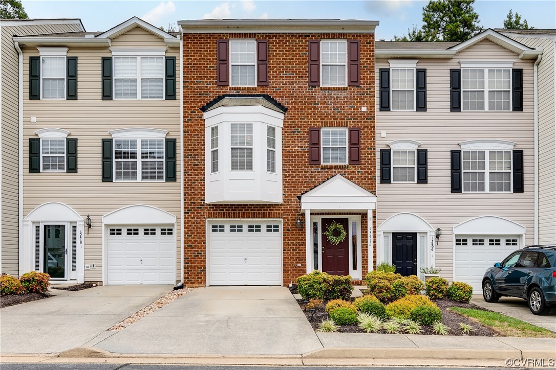 13412 Ridgemoor Lane Midlothian, VA 23114 - Photo 1 of 30 Gallery Image 1