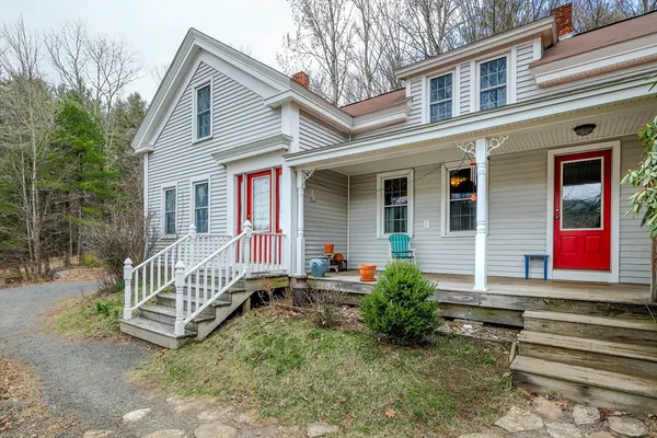 $329,000 | 118 North Leverett Road, Leverett, MA 01054