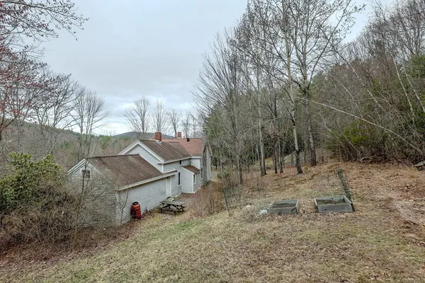 $329,000 | 118 North Leverett Road, Leverett, MA 01054