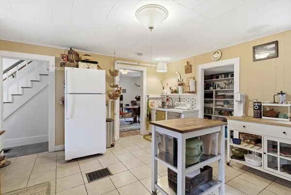 $329,000 | 118 North Leverett Road, Leverett, MA 01054