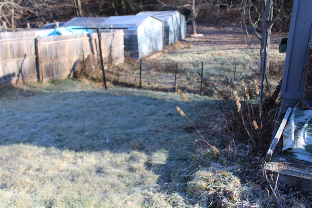 73 Washington Street Greenfield, MA 01301 - Photo 5 of 10