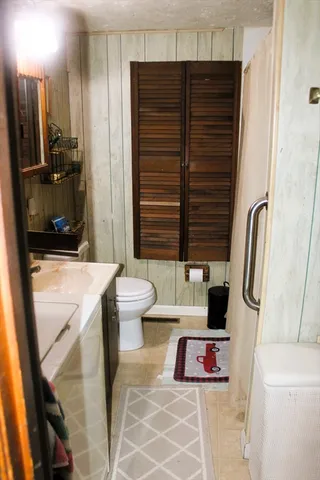 $139,900 | 73 Washington Street, Greenfield, MA 01301