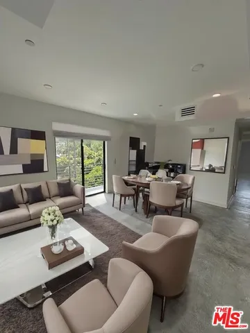 $4,500 | 10867 Fruitland Drive, Unit 501, Studio City, CA 91604