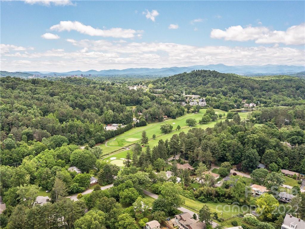 1 Inglewood Road Asheville, NC 28804 - Photo 35 of 40 a view of a city and mountains