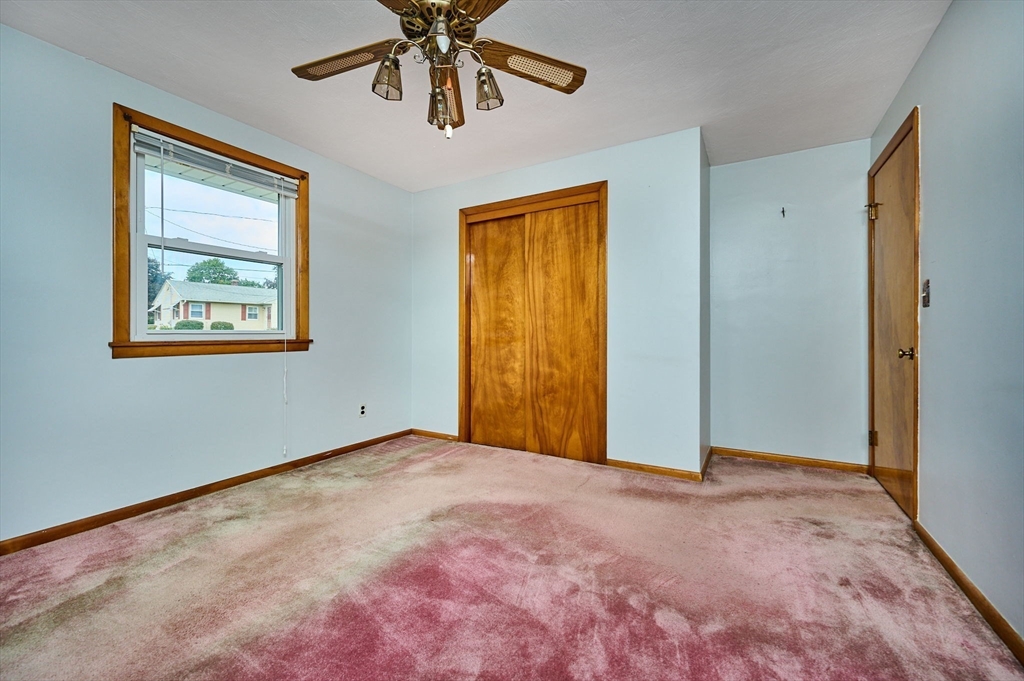 112 Beesley Avenue Chicopee, MA 01013 - Photo 20 of 33