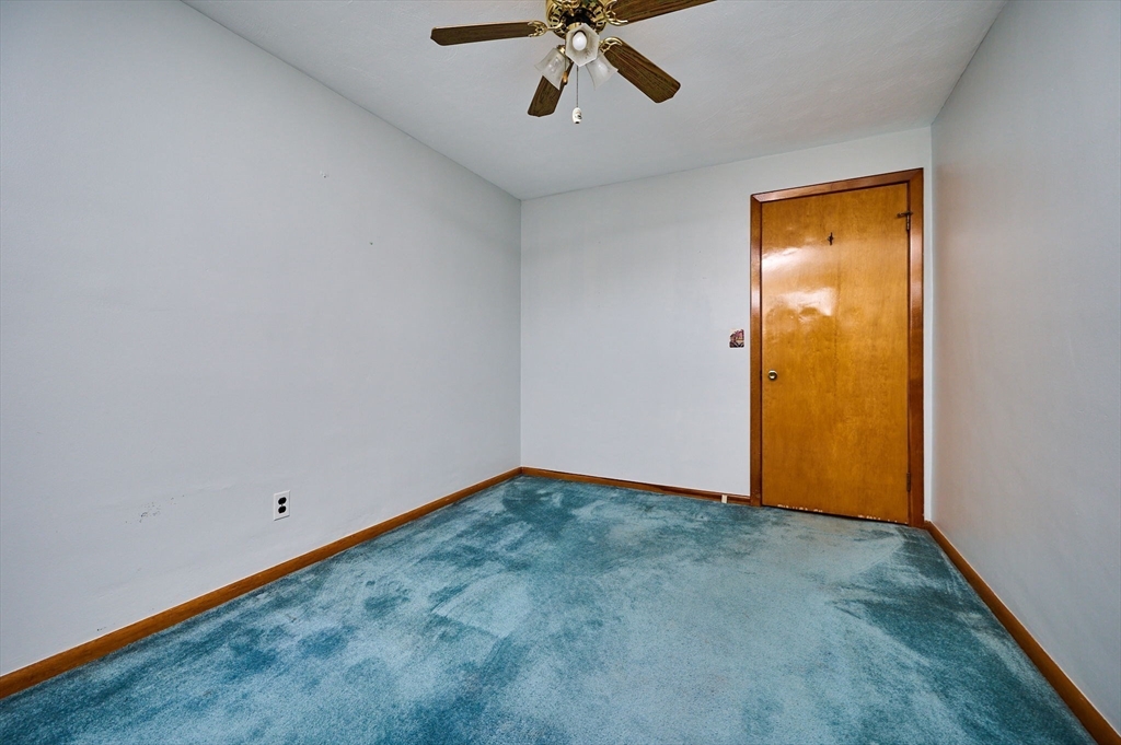 112 Beesley Avenue Chicopee, MA 01013 - Photo 24 of 33