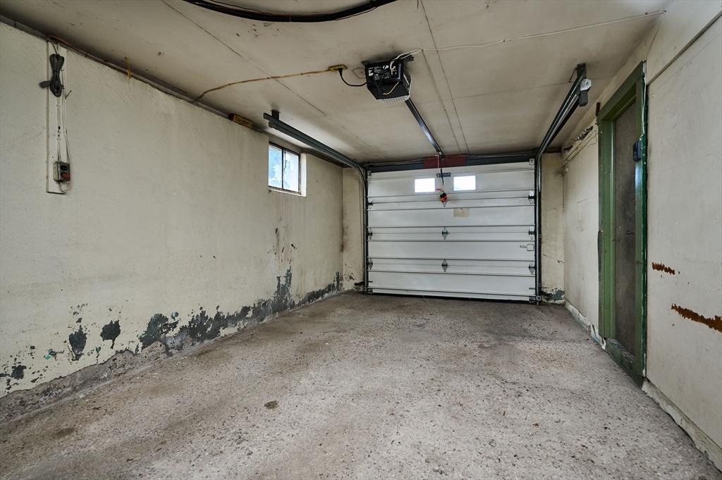 112 Beesley Avenue Chicopee, MA 01013 - Photo 33 of 33