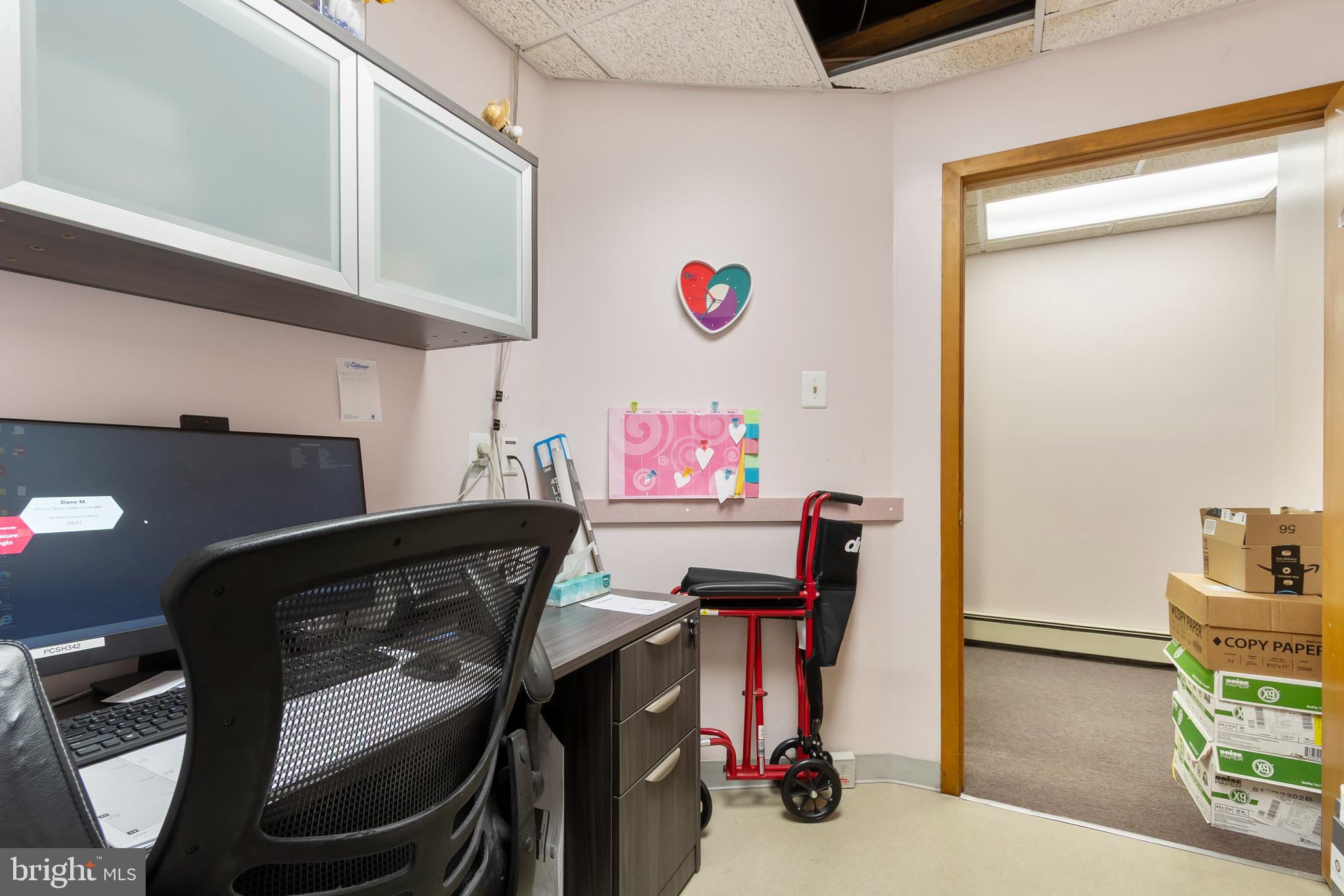 1816-18 East Passyunk Avenue Philadelphia, PA 19148 - Photo 13 of 58 a view of a workspace with furniture