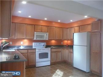 326 Harwicke Road Springfield, PA 19064 - Photo 12 of 12 Kitchen