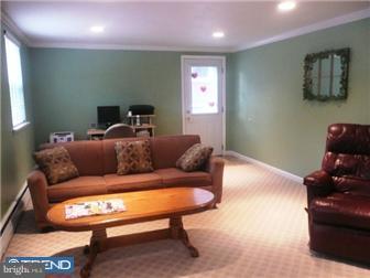 326 Harwicke Road Springfield, PA 19064 - Photo 3 of 12 Family Room