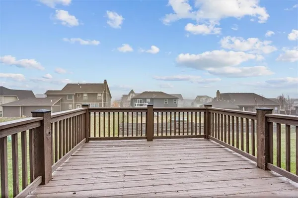 $309,900 | 1232 Southwest Wysteria Drive, Lee's Summit, MO 64082