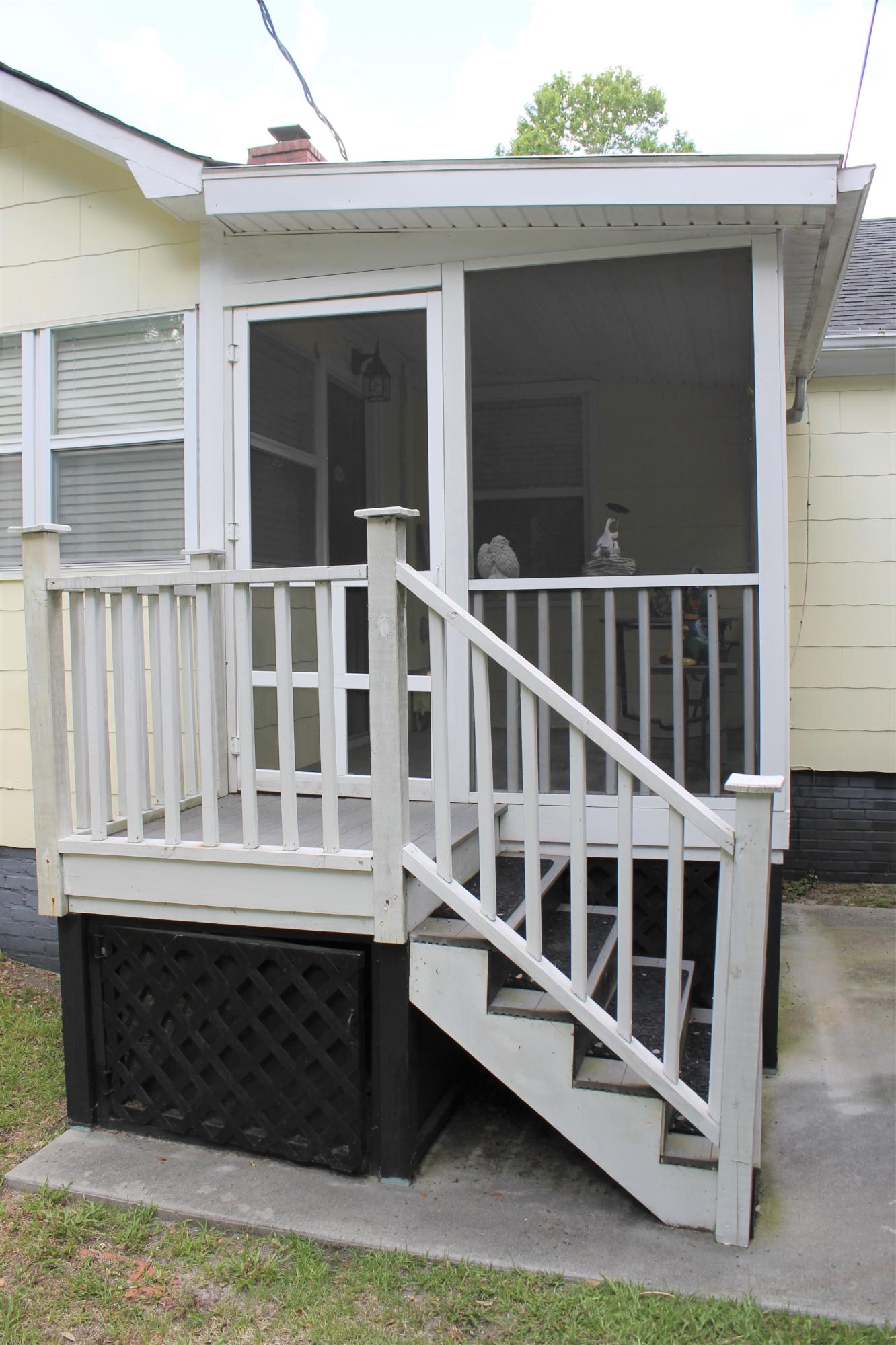 4820 Chesterfield Road North Charleston, SC 29405 - Photo 10 of 12 Screen