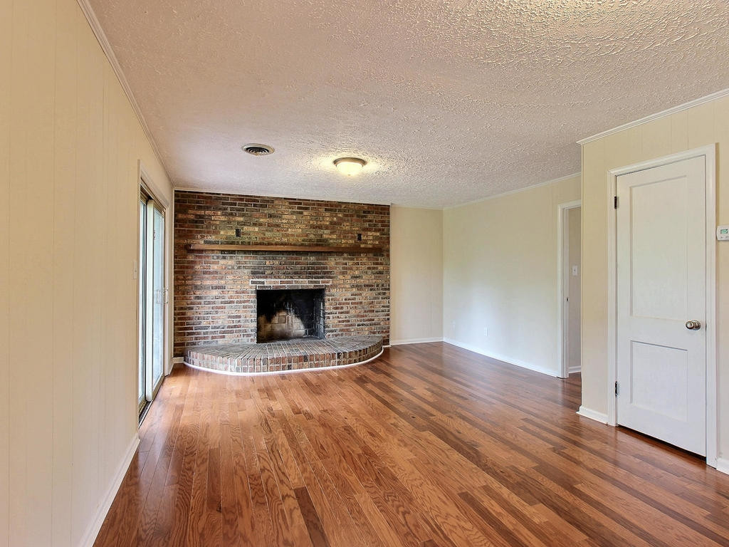 2310 Devault Bridge Road Piney Flats, TN 37686 - Photo 14 of 30 Beautiful fireplace