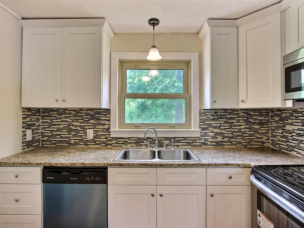 2310 Devault Bridge Road Piney Flats, TN 37686 - Photo 7 of 30 New Granite counters