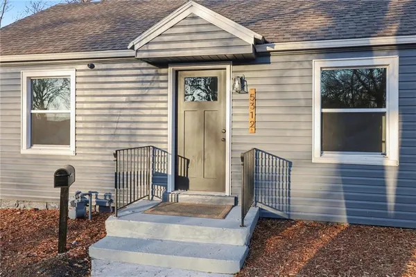 $395,000 | 5312 Reeds Road, Mission, KS 66202